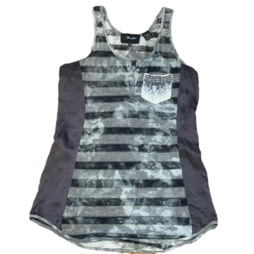 Miss Me grey tank size small
